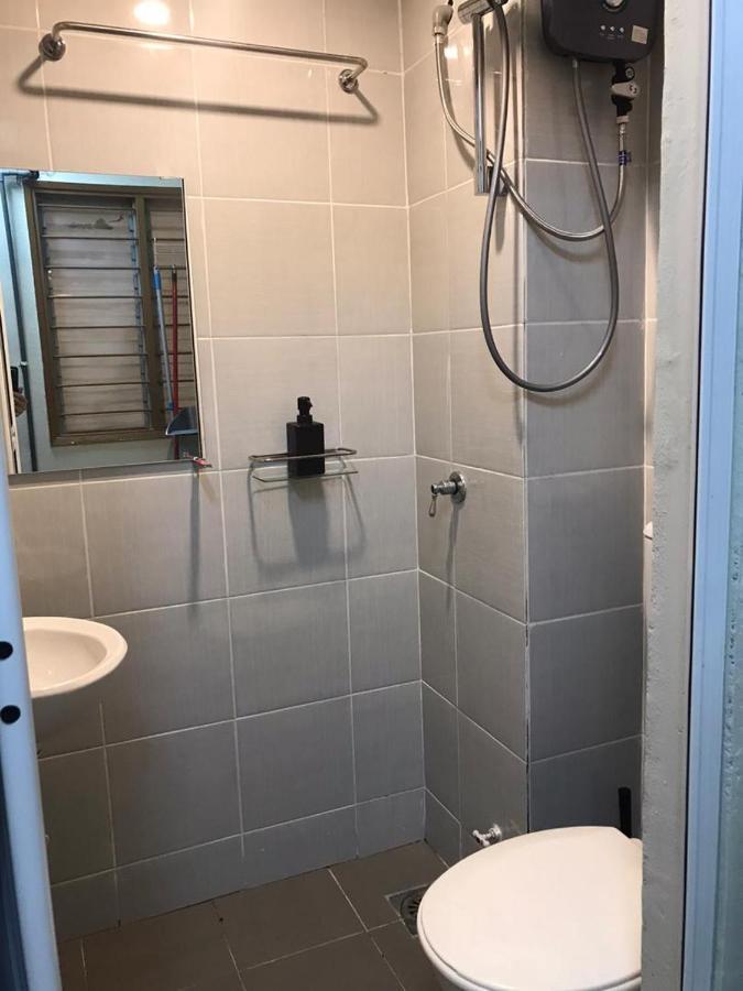 Homestay Fekrifarisha Sa Shah Alam Ngoại thất bức ảnh